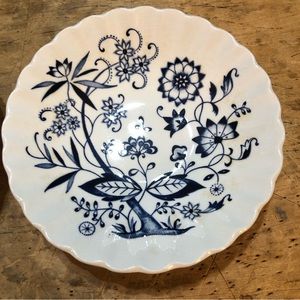 2 Blue Onion Bowls Vintage, 5.5”